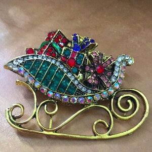 Sleigh Broach